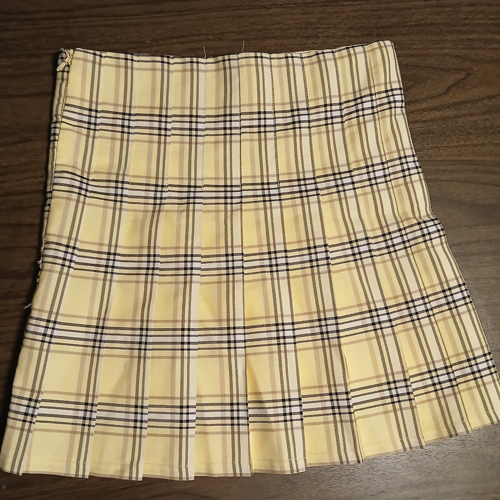 No Boundaries Size S Skater Skirt - NWOT